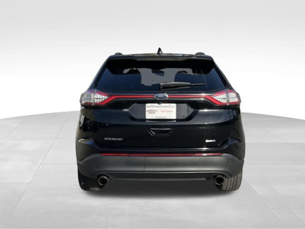 Used 2018 Ford Edge SE SUV