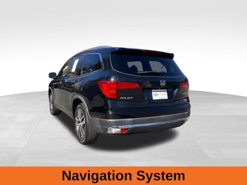 Used 2016 Honda Pilot Touring FWD SUV