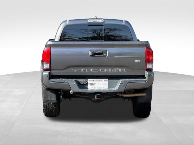 2018 Toyota Tacoma TRD Sport Double Cab V6 4x4 photo 4