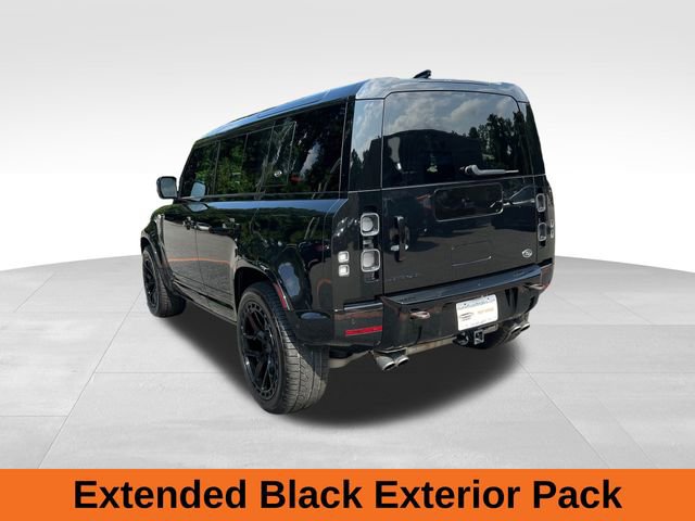 2022 Land Rover Defender V8 photo 3