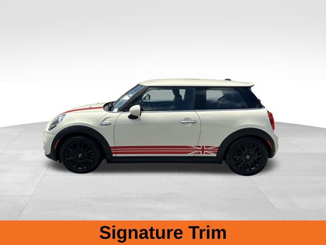 2019 Mini Cooper 2 Door Hardtop S photo 2