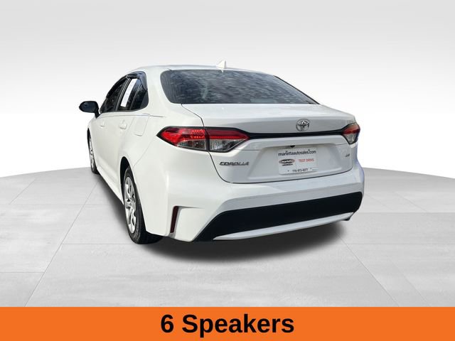 2021 Toyota Corolla LE photo 3
