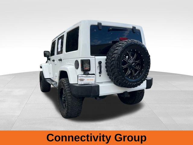 2016 Jeep Wrangler Unlimited Sahara photo 3
