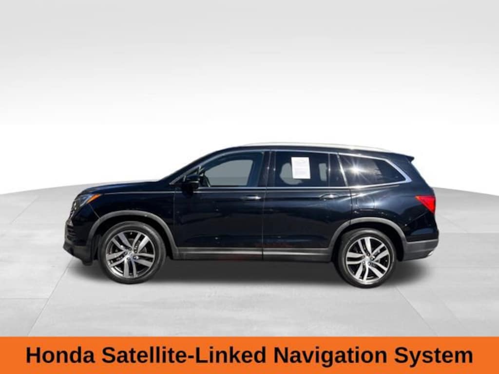 Used 2016 Honda Pilot Touring FWD SUV