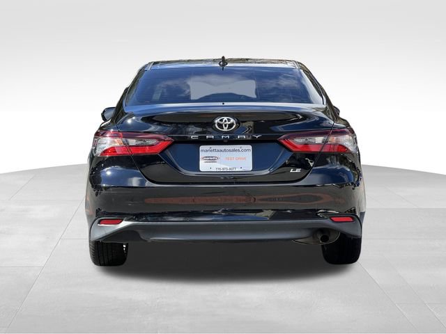 2021 Toyota Camry LE photo 4