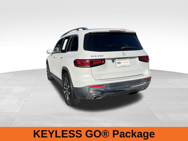 2020 Mercedes Benz GLB 250 photo 3