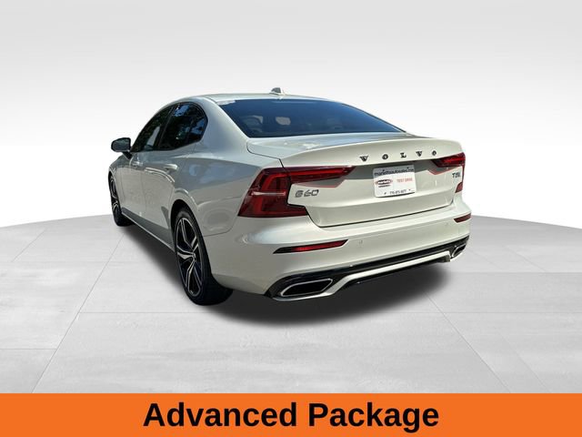 2020 Volvo S60 R-Design T5 photo 3