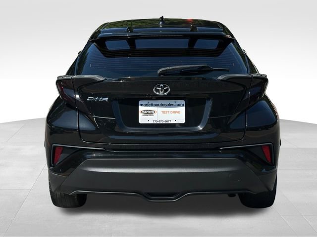 2020 Toyota C-HR LE photo 4