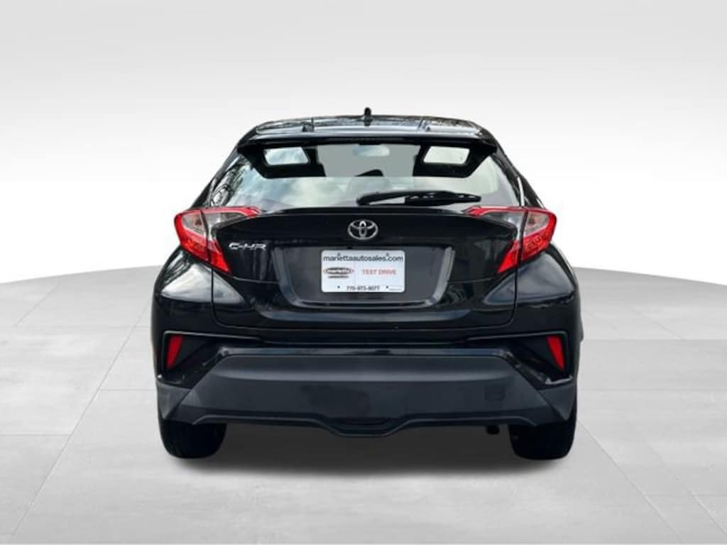 Used 2021 Toyota C-HR LE SUV