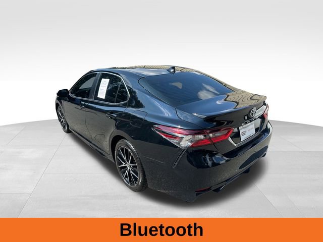 2024 Toyota Camry SE photo 3