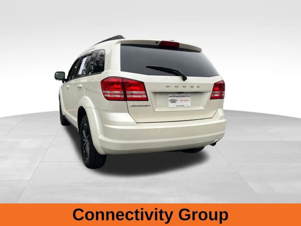 Used 2018 Dodge Journey SE SUV