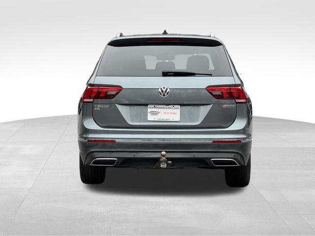 2019 Volkswagen Tiguan SEL R-Line photo 3