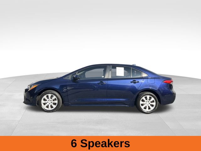 2021 Toyota Corolla LE photo 2