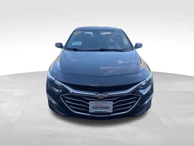 2023 Chevrolet Malibu 1LT photo 2