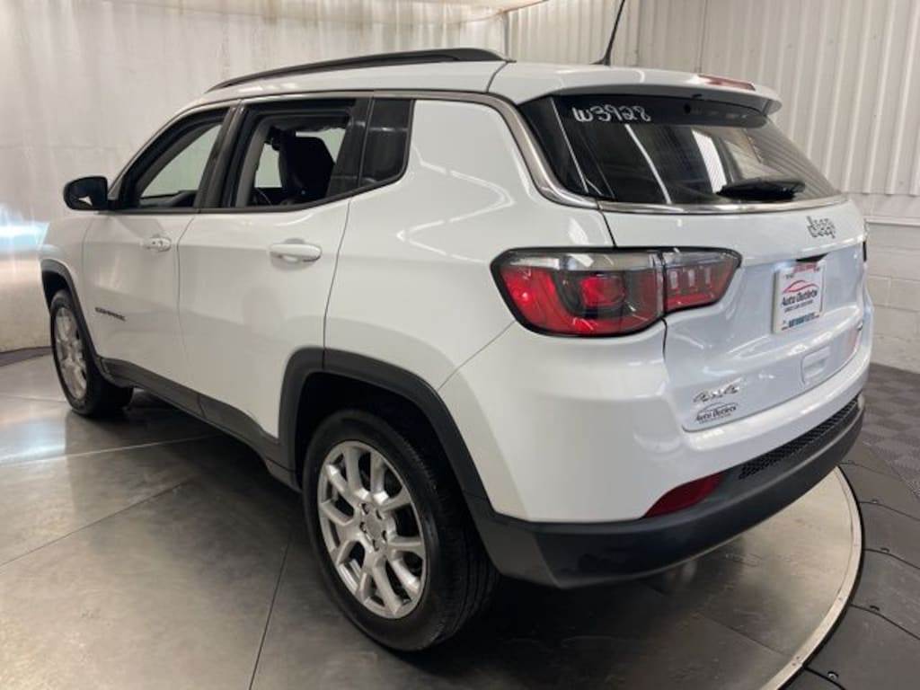 Used 2022 Jeep Compass Latitude Lux SUV