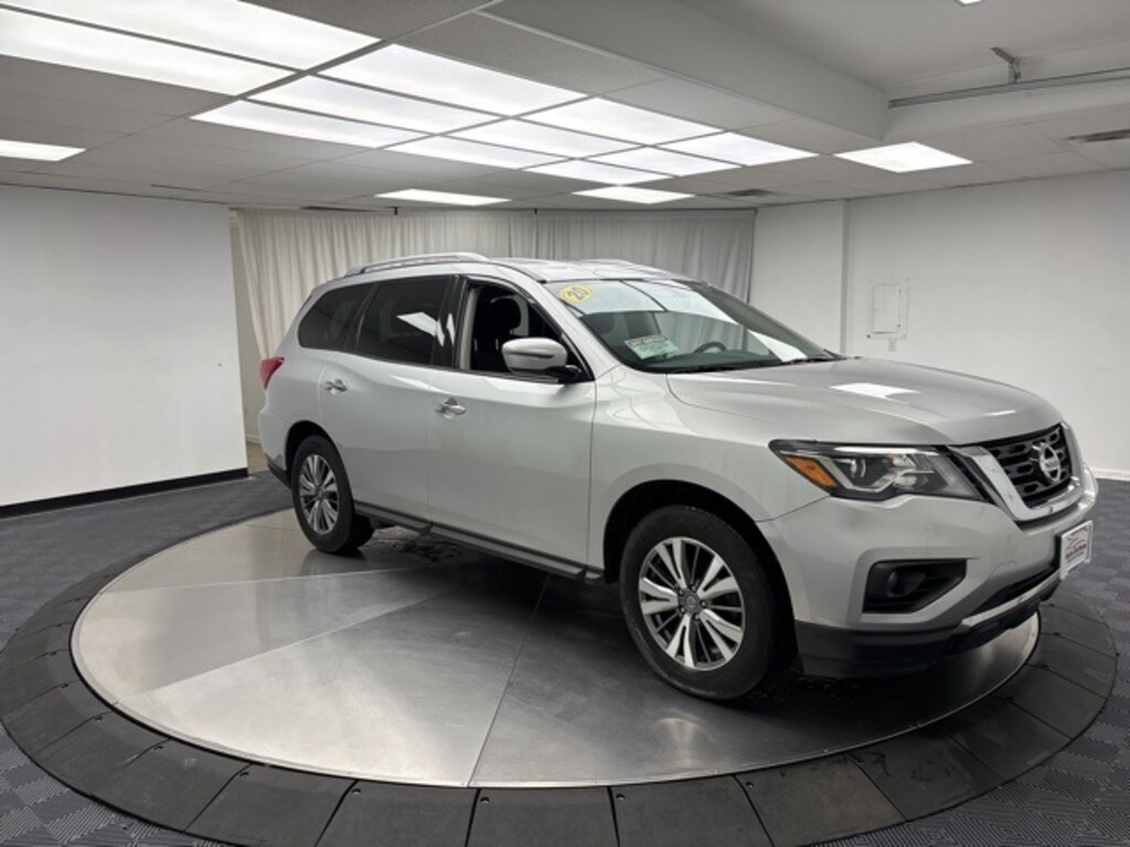 Used 2020 Nissan Pathfinder For Sale at Auto Outlets USA VIN