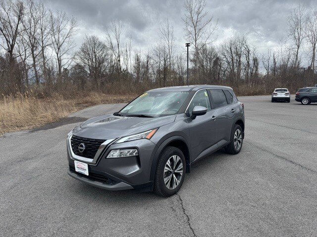 2023 Nissan Rogue SV photo 3