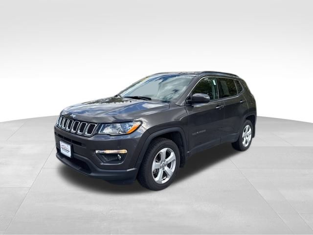 2018 Jeep Compass Latitude photo 3