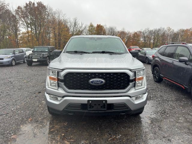 2021 Ford F-150 XL photo 2