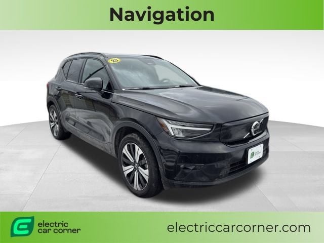 2023 Volvo XC40 Plus's photo