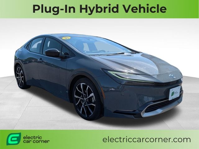 2023 Toyota Prius Prime XSE's photo