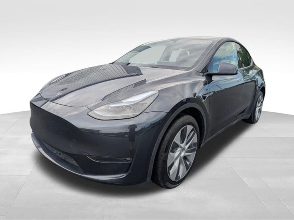 Used 2024 Tesla Model Y Long Range SUV