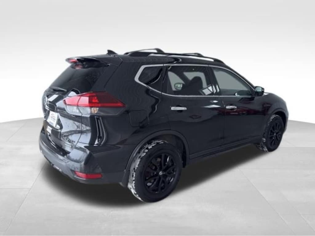 Used 2018 Nissan Rogue SV SUV