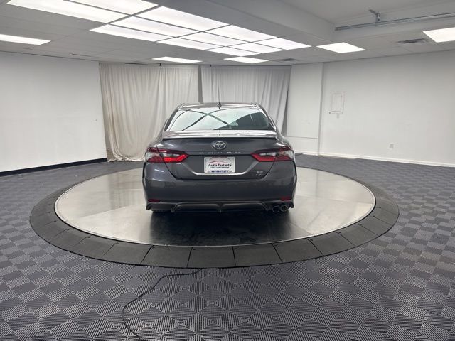 2023 Toyota Camry SE photo 2