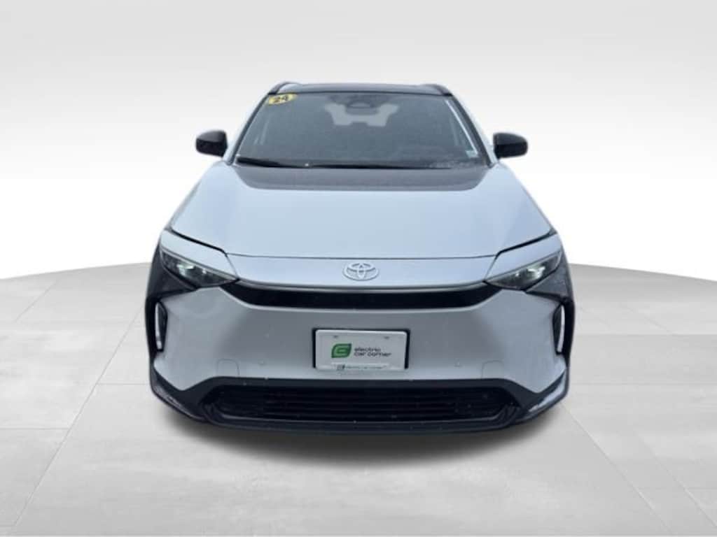 Used 2024 Toyota bZ4X XLE SUV