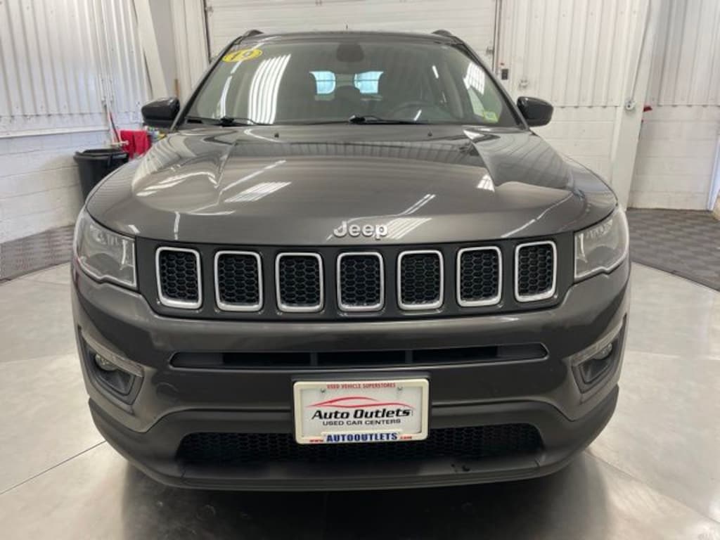 Used 2019 Jeep Compass Latitude SUV