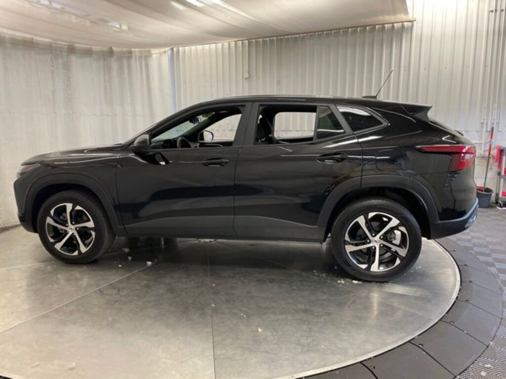 Used 2024 Chevrolet Trax 1RS SUV