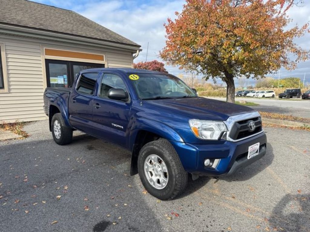 Used 2015 Toyota Tacoma Base Truck Double Cab