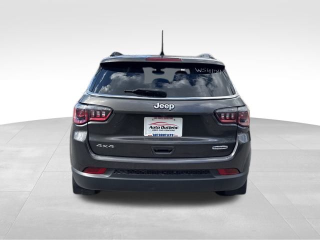2018 Jeep Compass Latitude photo 4