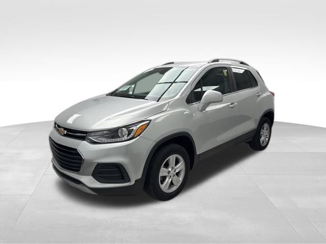 2018 Chevrolet Trax LT photo 2