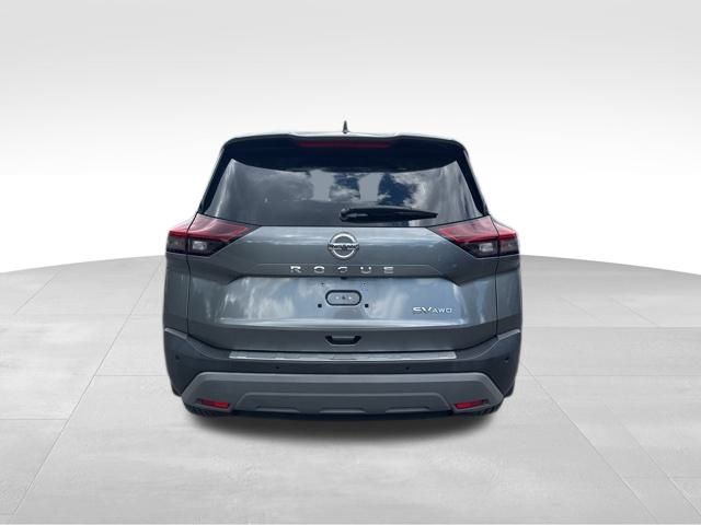 2021 Nissan Rogue SV photo 3