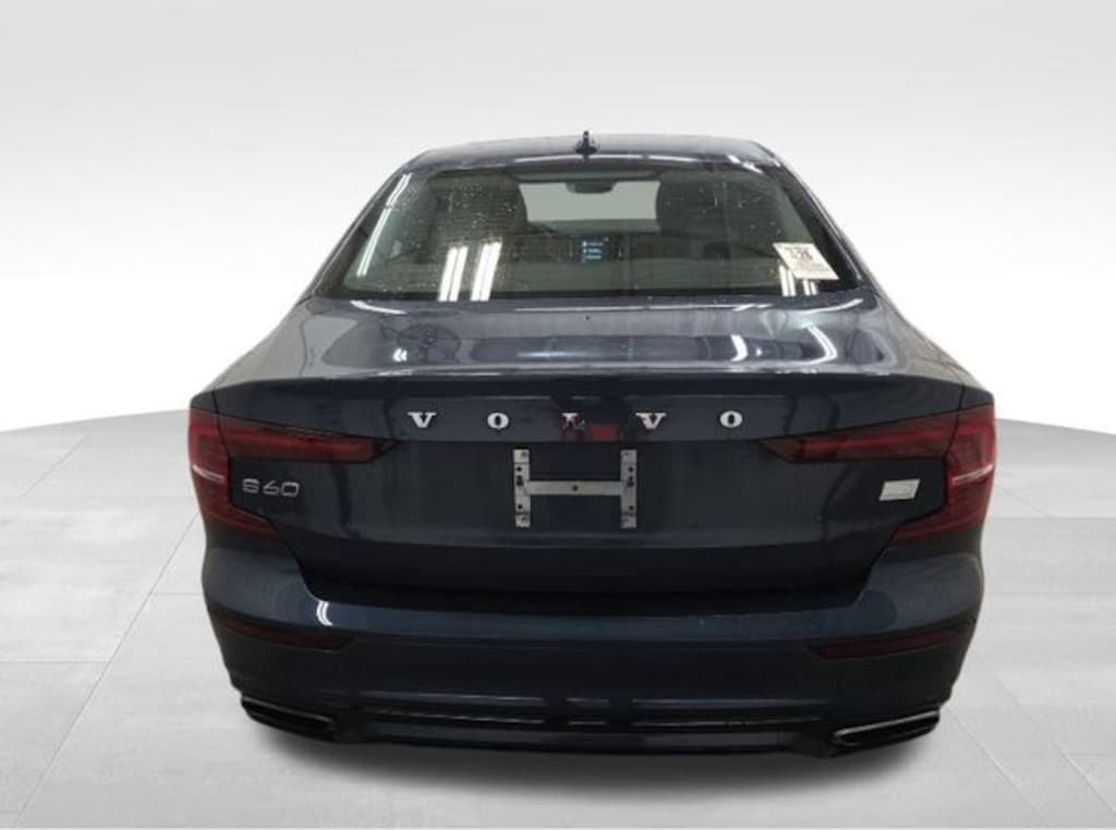 Used 2021 Volvo S60 Recharge Plug-In Hybrid T8 R-Design Expression Sedan