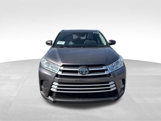2019 Toyota Highlander Hybrid XLE photo 2