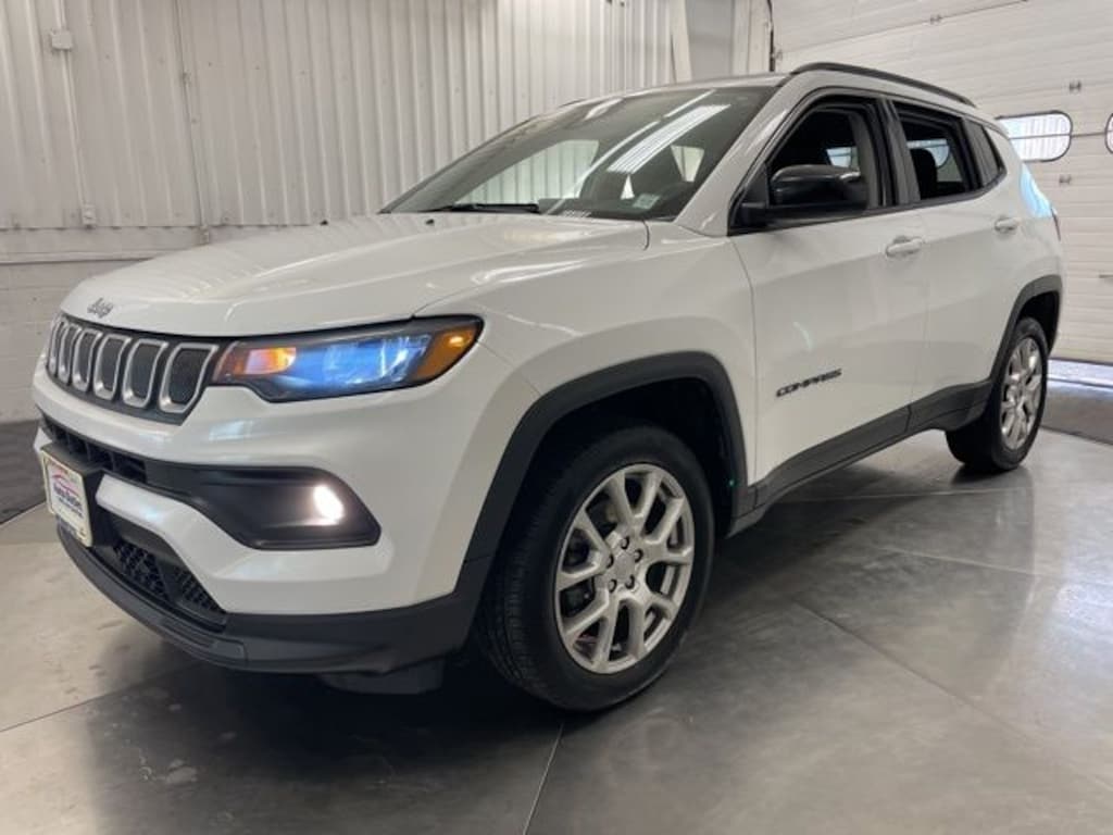 Used 2022 Jeep Compass Latitude Lux SUV