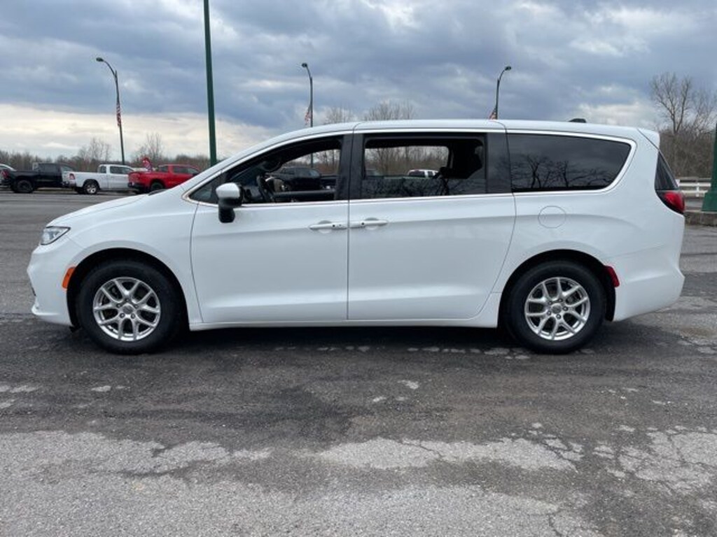 Used 2023 Chrysler Pacifica Touring Van Passenger Van