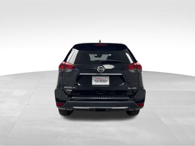 2019 Nissan Rogue SL photo 3