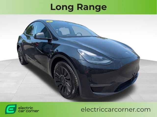 2023 Tesla Model Y Long Range Dual Motor All-Wheel Drive's photo