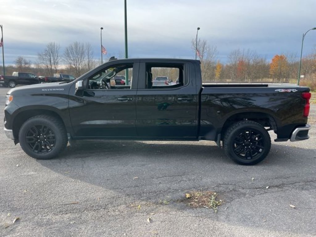 Used 2022 Chevrolet Silverado 1500 LT Truck Crew Cab