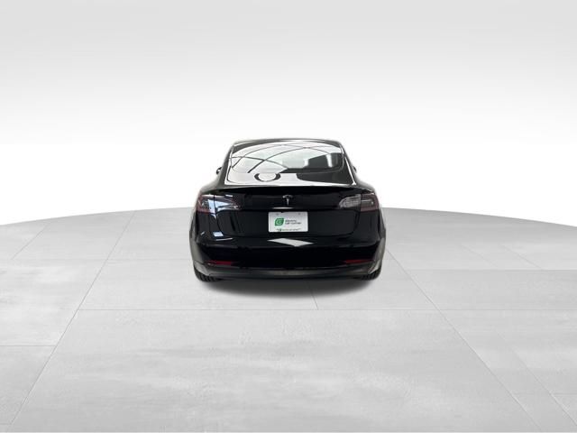 2022 Tesla Model 3 photo 4