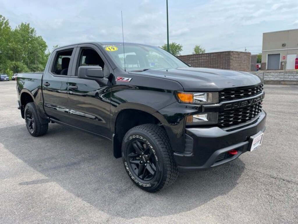 Used 2019 Chevrolet Silverado 1500 Custom Trail Boss Truck Crew Cab