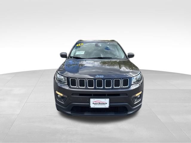 2018 Jeep Compass Latitude photo 2