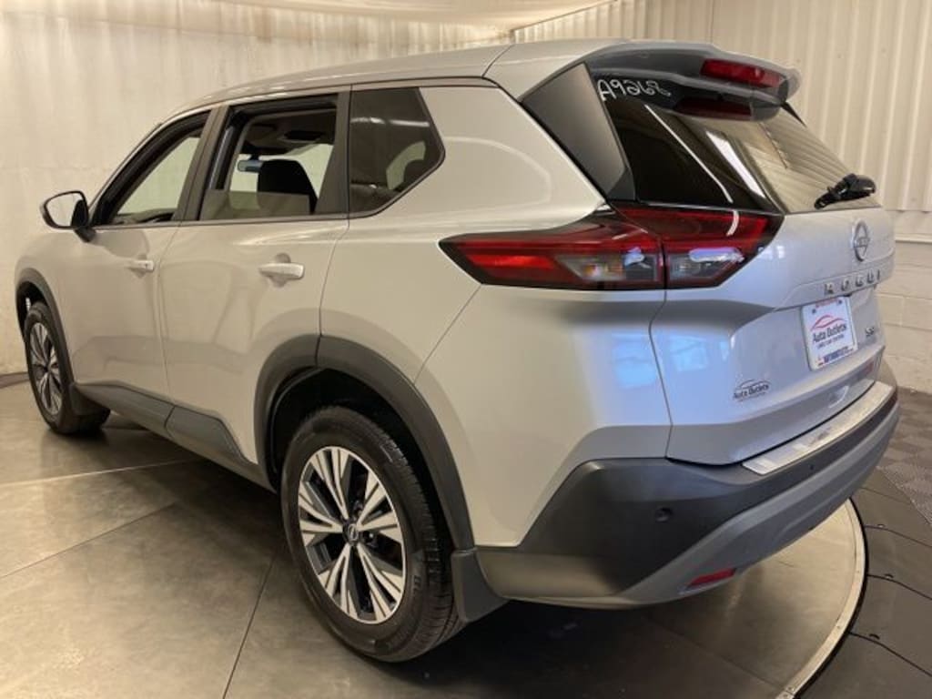 Used 2022 Nissan Rogue SV SUV