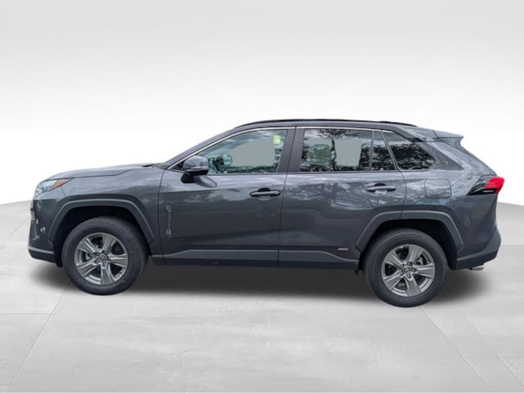Used 2024 Toyota RAV4 Hybrid XLE SUV