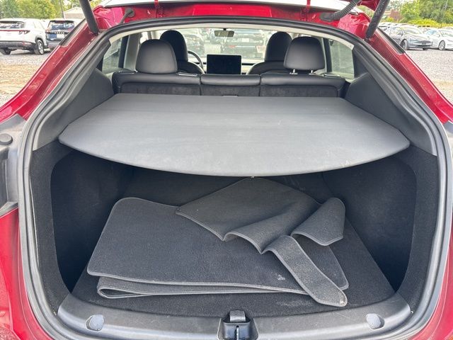 2024 Tesla Model Y Long Range photo 4