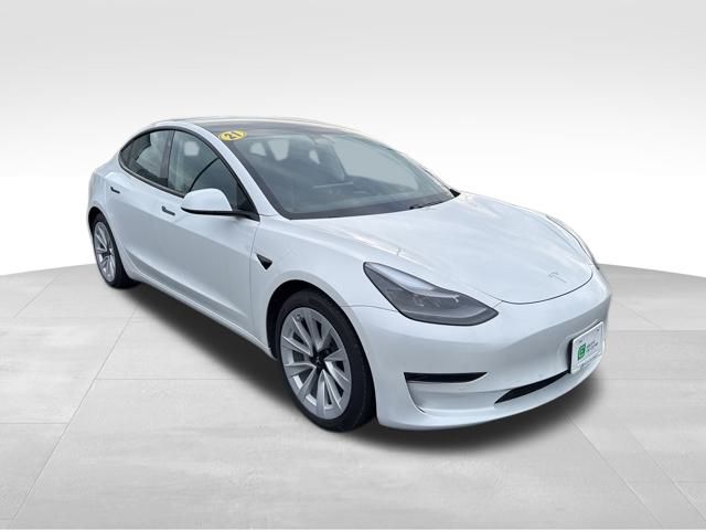 2021 Tesla Model 3 Base's photo