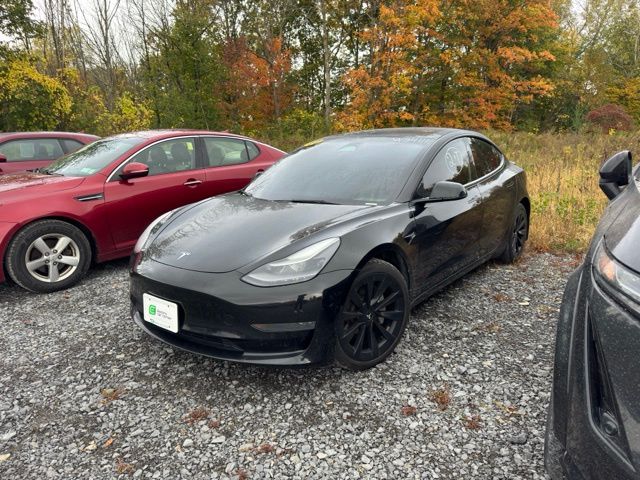 2022 Tesla Model 3 photo 3